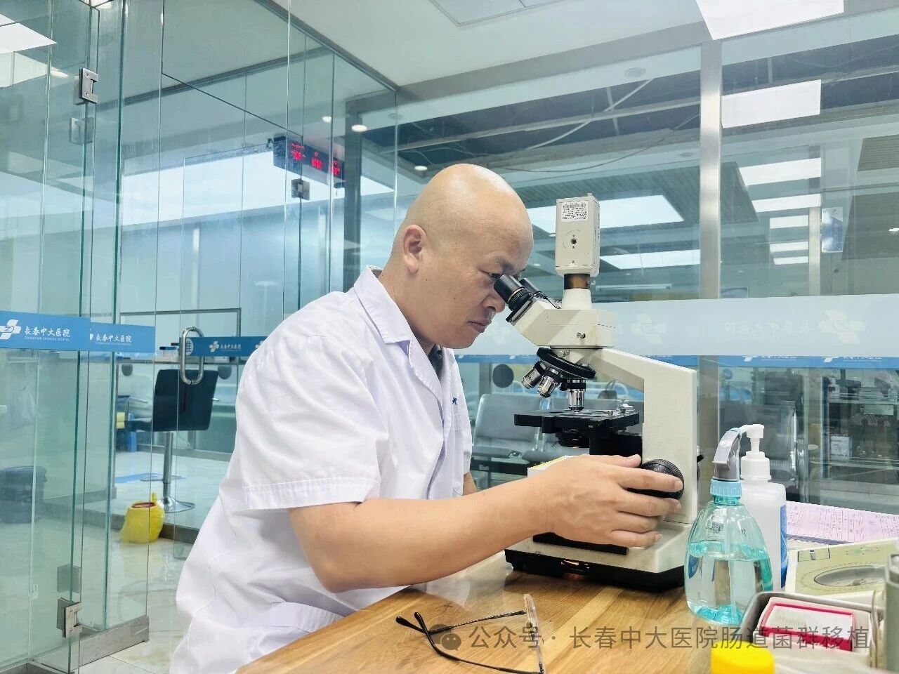 西宁市|高朋磊医师：左手男科临床，右手肠道菌群移植深入研究